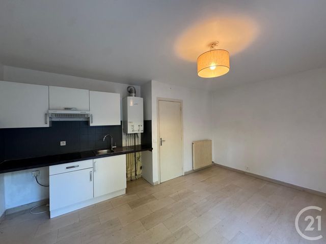 Appartement Studio à louer - 1 pièce - 27.25 m2 - NICE - 06 - PROVENCE-ALPES-COTE-D-AZUR - Century 21 Gilles Bossé Immobilier