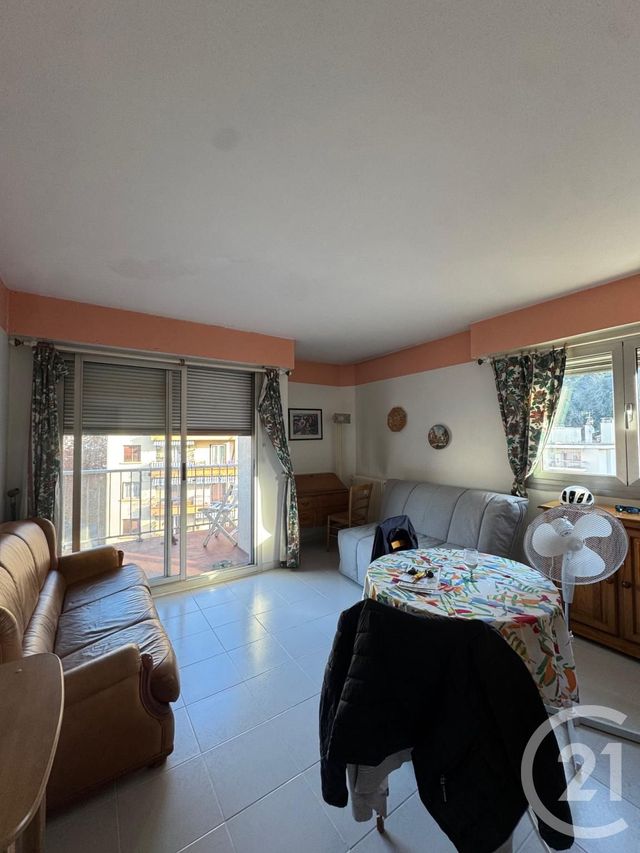 Appartement F2 à louer - 2 pièces - 39.38 m2 - NICE - 06 - PROVENCE-ALPES-COTE-D-AZUR - Century 21 Gilles Bossé Immobilier