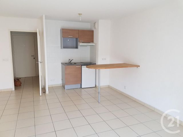 Appartement Studio à vendre - 1 pièce - 29.0 m2 - NICE - 06 - PROVENCE-ALPES-COTE-D-AZUR - Century 21 Gilles Bossé Immobilier