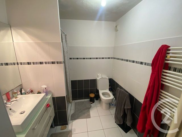 Appartement Studio à vendre - 1 pièce - 29.0 m2 - NICE - 06 - PROVENCE-ALPES-COTE-D-AZUR - Century 21 Gilles Bossé Immobilier