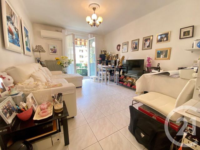 Appartement F3 à vendre - 3 pièces - 54.12 m2 - NICE - 06 - PROVENCE-ALPES-COTE-D-AZUR - Century 21 Gilles Bossé Immobilier