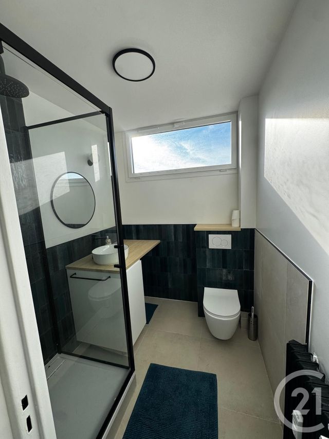 Appartement F2 à louer - 2 pièces - 50.29 m2 - NICE - 06 - PROVENCE-ALPES-COTE-D-AZUR - Century 21 Gilles Bossé Immobilier