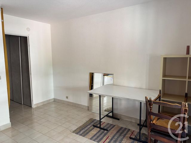 Appartement Studio à louer - 1 pièce - 22.19 m2 - NICE - 06 - PROVENCE-ALPES-COTE-D-AZUR - Century 21 Gilles Bossé Immobilier