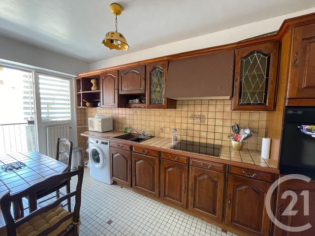 Appartement F2 à louer - 2 pièces - 55.77 m2 - NICE - 06 - PROVENCE-ALPES-COTE-D-AZUR - Century 21 Gilles Bossé Immobilier