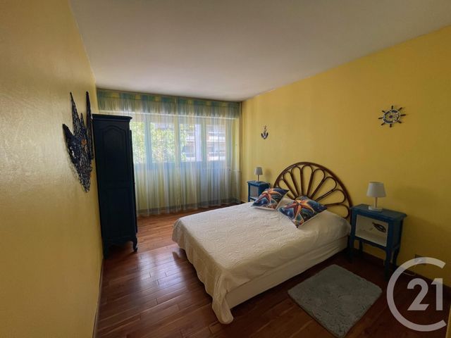 Appartement F2 à louer - 2 pièces - 55.77 m2 - NICE - 06 - PROVENCE-ALPES-COTE-D-AZUR - Century 21 Gilles Bossé Immobilier