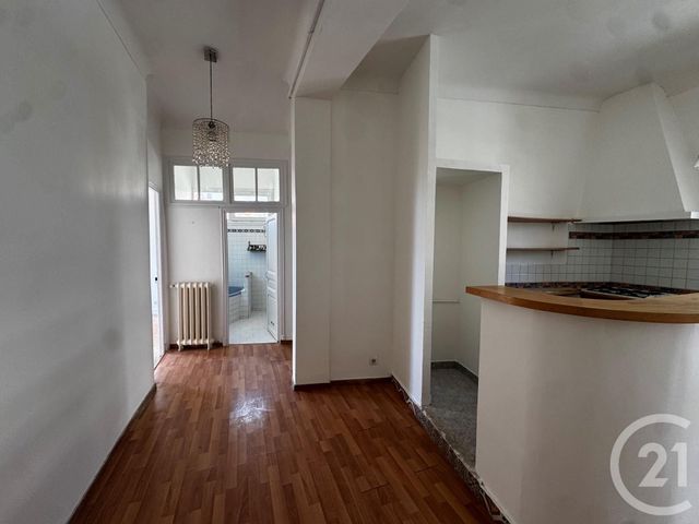 Appartement F3 à louer - 3 pièces - 60.47 m2 - NICE - 06 - PROVENCE-ALPES-COTE-D-AZUR - Century 21 Gilles Bossé Immobilier
