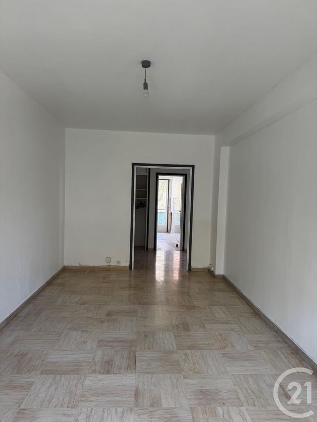 Appartement F3 à louer - 3 pièces - 71.83 m2 - NICE - 06 - PROVENCE-ALPES-COTE-D-AZUR - Century 21 Gilles Bossé Immobilier