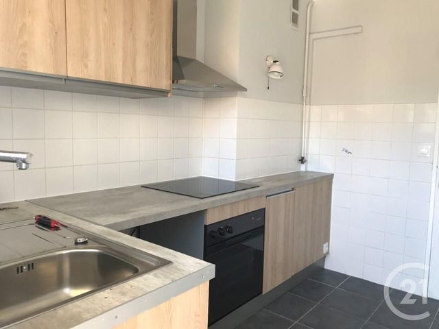 Appartement F3 à louer - 3 pièces - 75.73 m2 - NICE - 06 - PROVENCE-ALPES-COTE-D-AZUR - Century 21 Gilles Bossé Immobilier