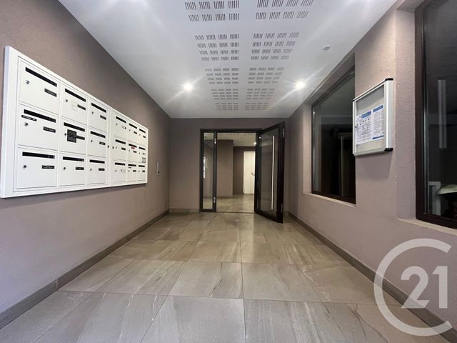 Appartement F2 à vendre - 2 pièces - 40.69 m2 - NICE - 06 - PROVENCE-ALPES-COTE-D-AZUR - Century 21 Gilles Bossé Immobilier