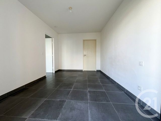 Appartement F2 à vendre - 2 pièces - 40.69 m2 - NICE - 06 - PROVENCE-ALPES-COTE-D-AZUR - Century 21 Gilles Bossé Immobilier
