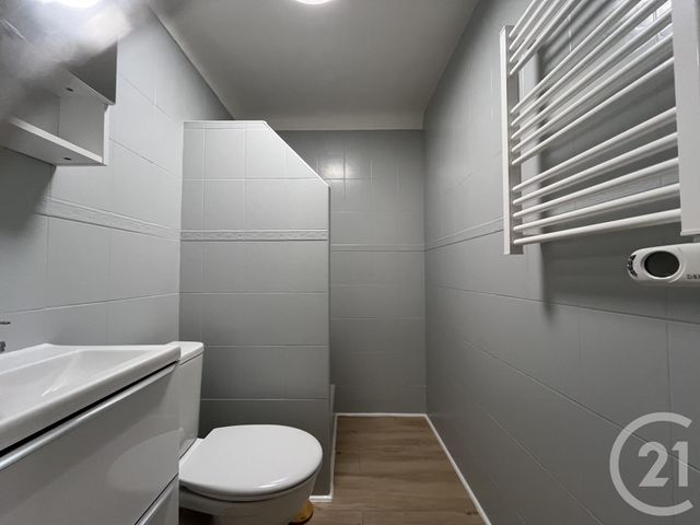 Appartement Studio à louer - 1 pièce - 16.87 m2 - NICE - 06 - PROVENCE-ALPES-COTE-D-AZUR - Century 21 Gilles Bossé Immobilier