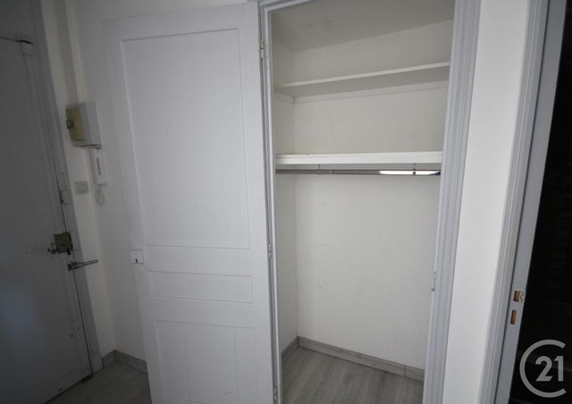 Appartement F1 à louer - 1 pièce - 36.93 m2 - NICE - 06 - PROVENCE-ALPES-COTE-D-AZUR - Century 21 Gilles Bossé Immobilier
