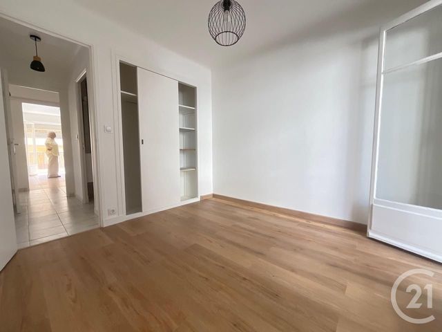 Appartement F3 à louer - 3 pièces - 56.3 m2 - NICE - 06 - PROVENCE-ALPES-COTE-D-AZUR - Century 21 Gilles Bossé Immobilier