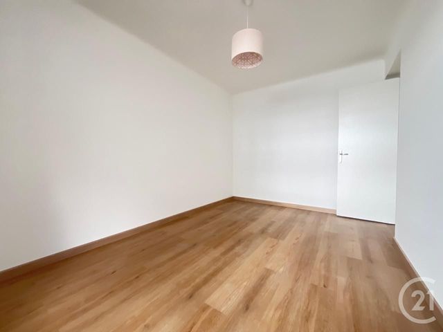 Appartement F3 à louer - 3 pièces - 56.3 m2 - NICE - 06 - PROVENCE-ALPES-COTE-D-AZUR - Century 21 Gilles Bossé Immobilier