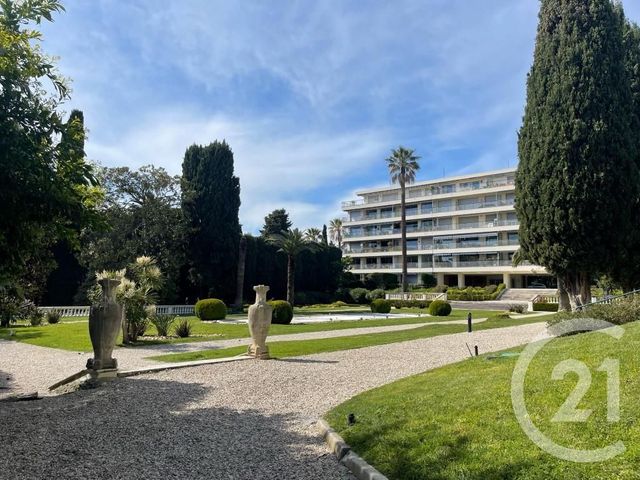 Appartement F3 à louer - 3 pièces - 70.61 m2 - NICE - 06 - PROVENCE-ALPES-COTE-D-AZUR - Century 21 Gilles Bossé Immobilier