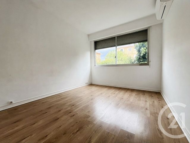 Appartement F3 à louer - 3 pièces - 70.61 m2 - NICE - 06 - PROVENCE-ALPES-COTE-D-AZUR - Century 21 Gilles Bossé Immobilier