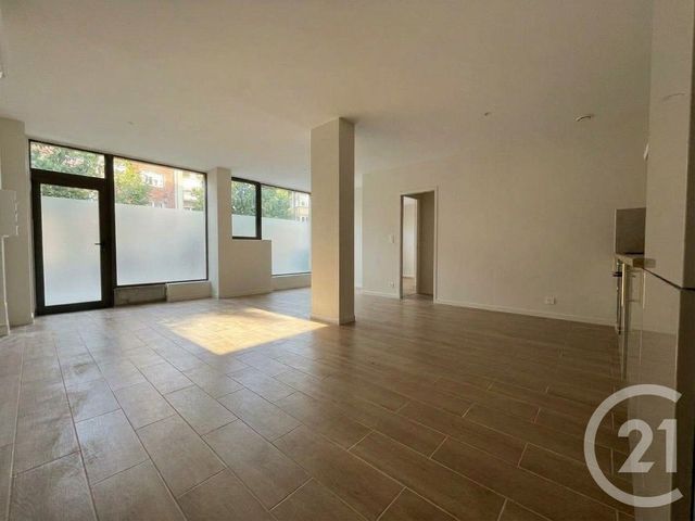 Appartement F2 à louer - 2 pièces - 50.19 m2 - NICE - 06 - PROVENCE-ALPES-COTE-D-AZUR - Century 21 Gilles Bossé Immobilier