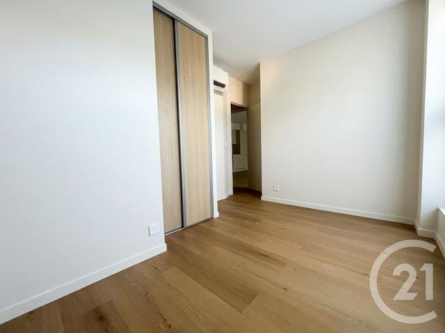 Appartement F2 à louer - 2 pièces - 50.19 m2 - NICE - 06 - PROVENCE-ALPES-COTE-D-AZUR - Century 21 Gilles Bossé Immobilier