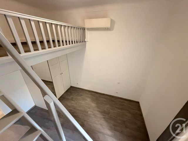 Appartement F3 à louer - 3 pièces - 43.02 m2 - NICE - 06 - PROVENCE-ALPES-COTE-D-AZUR - Century 21 Gilles Bossé Immobilier