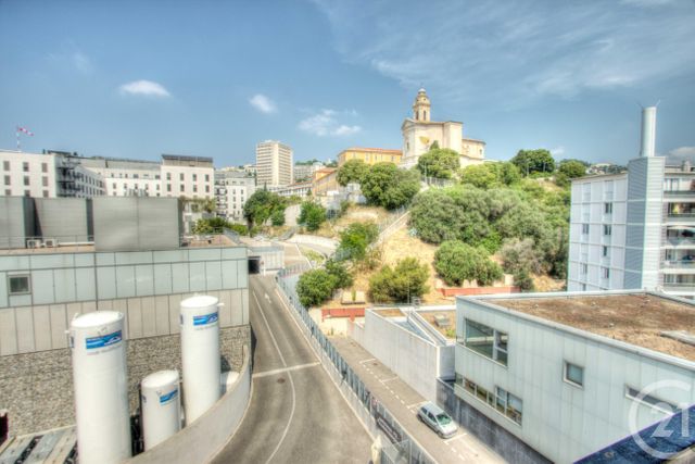 Afficher la photo en grand Appartement F4 à vendre - 4 pièces - 80.45 m2 - NICE - 06 - PROVENCE-ALPES-COTE-D-AZUR - Century 21 Gilles Bossé Immobilier