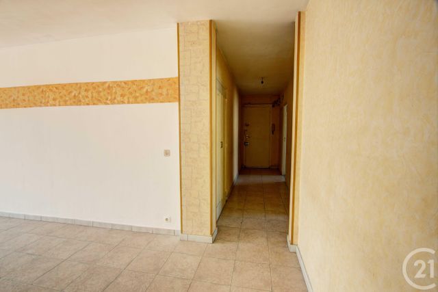 Afficher la photo en grand Appartement F4 à vendre - 4 pièces - 80.45 m2 - NICE - 06 - PROVENCE-ALPES-COTE-D-AZUR - Century 21 Gilles Bossé Immobilier