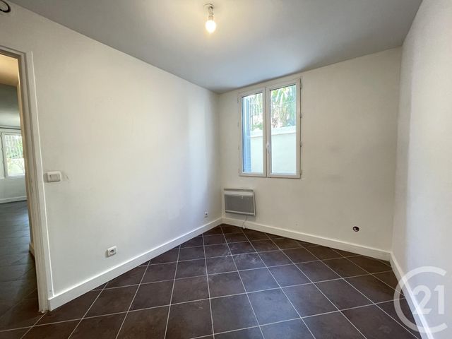 Afficher la photo en grand Appartement F3 à vendre - 3 pièces - 45.0 m2 - NICE - 06 - PROVENCE-ALPES-COTE-D-AZUR - Century 21 Gilles Bossé Immobilier