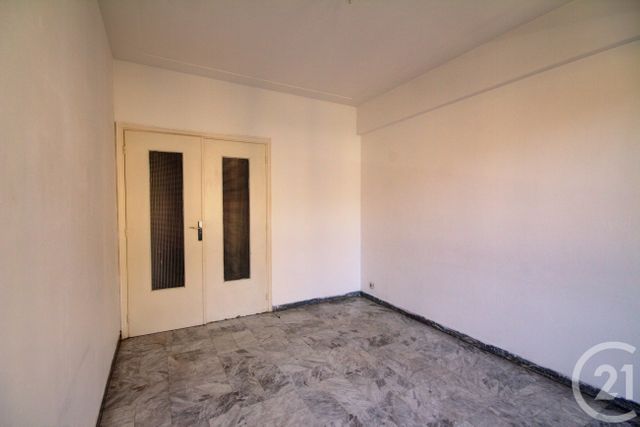 Afficher la photo en grand Appartement F2 à vendre - 2 pièces - 42.83 m2 - NICE - 06 - PROVENCE-ALPES-COTE-D-AZUR - Century 21 Gilles Bossé Immobilier