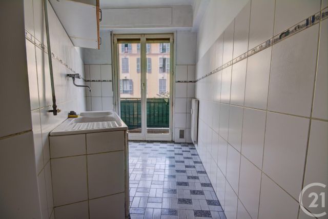 Afficher la photo en grand Appartement F2 à vendre - 2 pièces - 42.83 m2 - NICE - 06 - PROVENCE-ALPES-COTE-D-AZUR - Century 21 Gilles Bossé Immobilier
