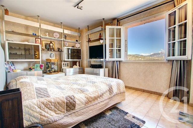Afficher la photo en grand maison à vendre - 8 pièces - 250.0 m2 - NICE - 06 - PROVENCE-ALPES-COTE-D-AZUR - Century 21 Gilles Bossé Immobilier
