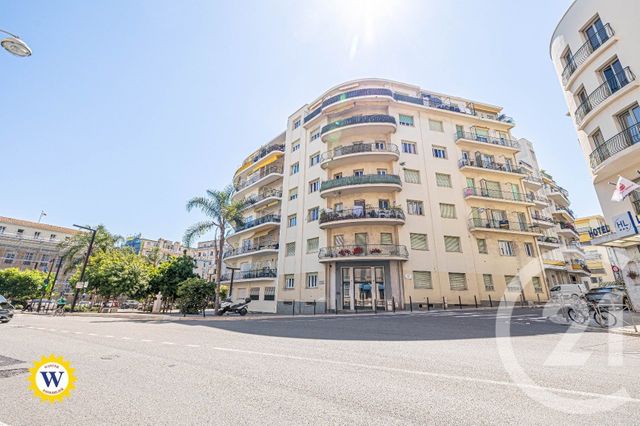 Appartement à vendre - 3 pièces - 81.08 m2 - NICE - 06 - PROVENCE-ALPES-COTE-D-AZUR - Century 21 Gilles Bossé Immobilier
