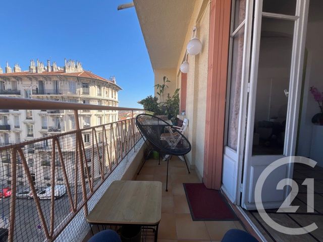 Appartement F2 bis à vendre - 2 pièces - 48.46 m2 - NICE - 06 - PROVENCE-ALPES-COTE-D-AZUR - Century 21 Gilles Bossé Immobilier