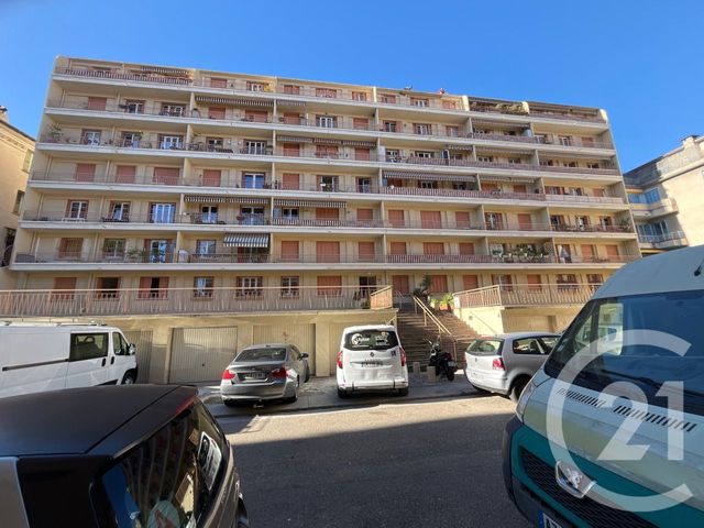 Appartement F2 bis à vendre - 2 pièces - 48.46 m2 - NICE - 06 - PROVENCE-ALPES-COTE-D-AZUR - Century 21 Gilles Bossé Immobilier