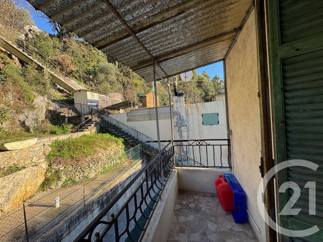 Appartement à louer - 2 pièces - 39.73 m2 - TOURRETTE LEVENS - 06 - PROVENCE-ALPES-COTE-D-AZUR - Century 21 Gilles Bossé Immobilier