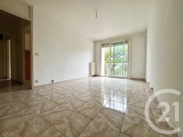 Appartement à vendre - 2 pièces - 44.14 m2 - NICE - 06 - PROVENCE-ALPES-COTE-D-AZUR - Century 21 Gilles Bossé Immobilier