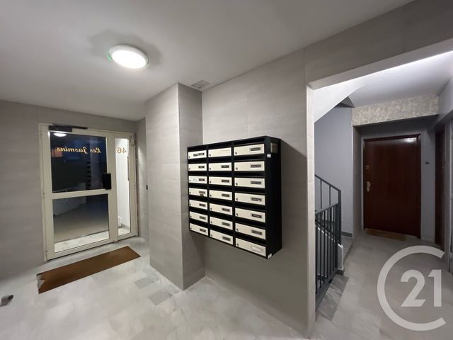 Appartement à vendre - 2 pièces - 44.14 m2 - NICE - 06 - PROVENCE-ALPES-COTE-D-AZUR - Century 21 Gilles Bossé Immobilier