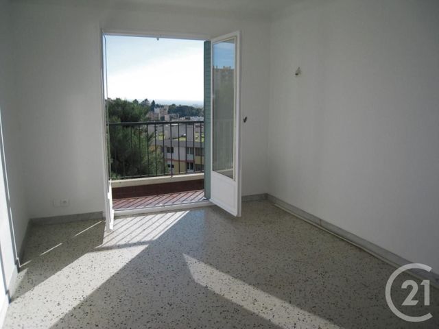 Appartement F3 à louer - 3 pièces - 57.27 m2 - NICE - 06 - PROVENCE-ALPES-COTE-D-AZUR - Century 21 Gilles Bossé Immobilier