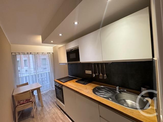 Appartement Studio à louer - 1 pièce - 24.92 m2 - NICE - 06 - PROVENCE-ALPES-COTE-D-AZUR - Century 21 Gilles Bossé Immobilier