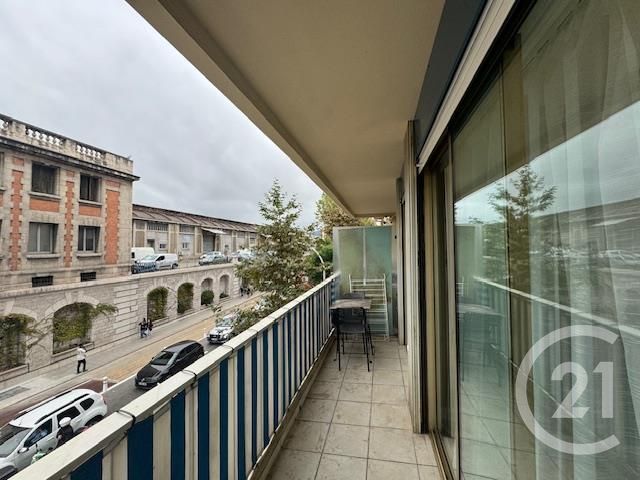 Appartement Studio à louer - 1 pièce - 24.92 m2 - NICE - 06 - PROVENCE-ALPES-COTE-D-AZUR - Century 21 Gilles Bossé Immobilier