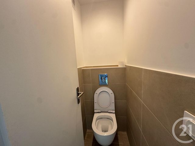 Appartement Studio à louer - 1 pièce - 31.0 m2 - NICE - 06 - PROVENCE-ALPES-COTE-D-AZUR - Century 21 Gilles Bossé Immobilier